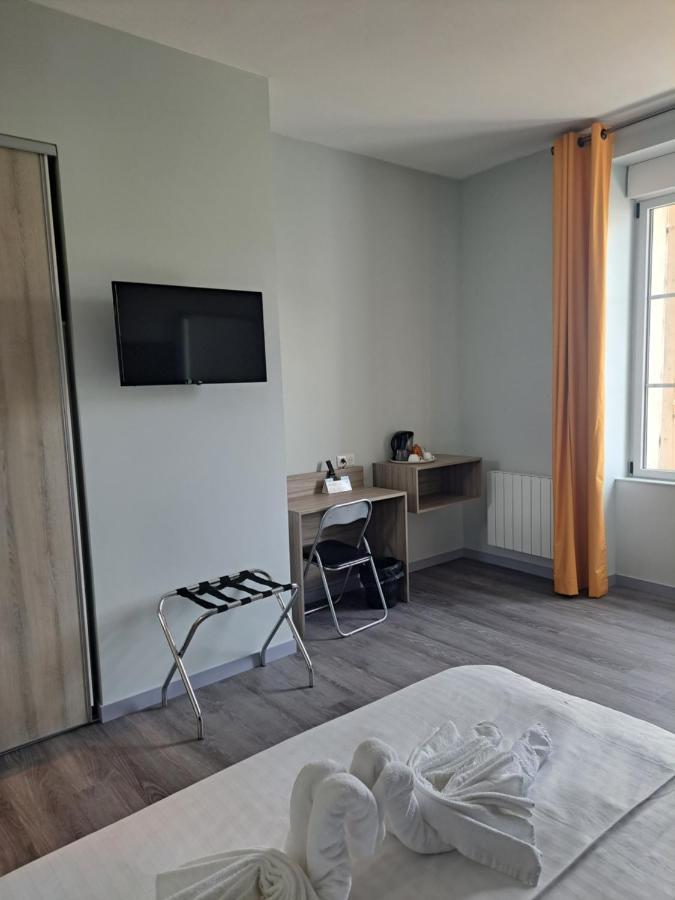 Le Petit Vedaquais Bed and Breakfast Vaas Exteriör bild